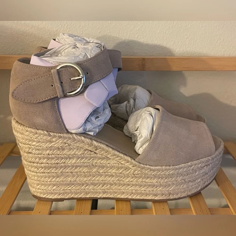 NEW…Marc Fisher Alita Platform Suede Espadrille Wedge Sandals